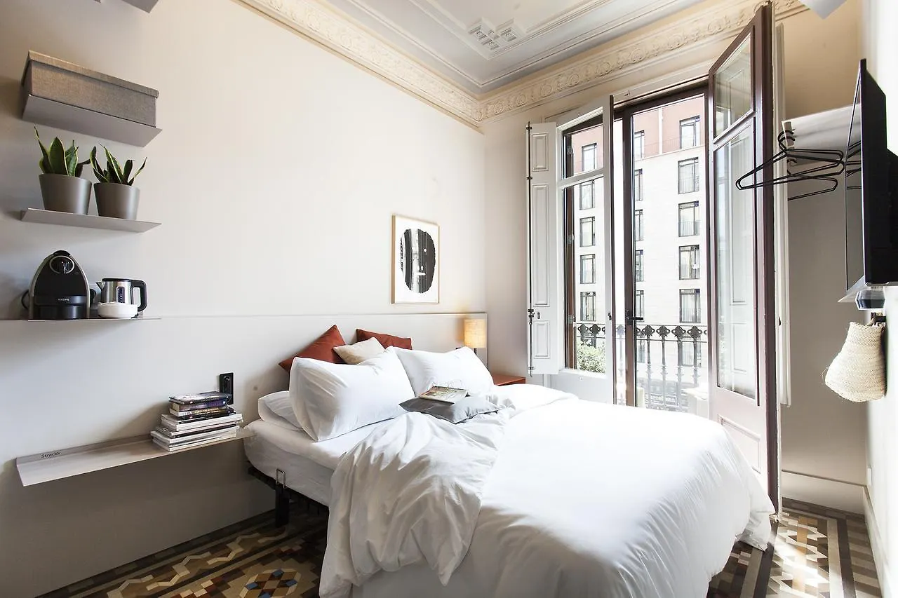 Destinationbcn - Universitat Rooms Barcelona Hotell
