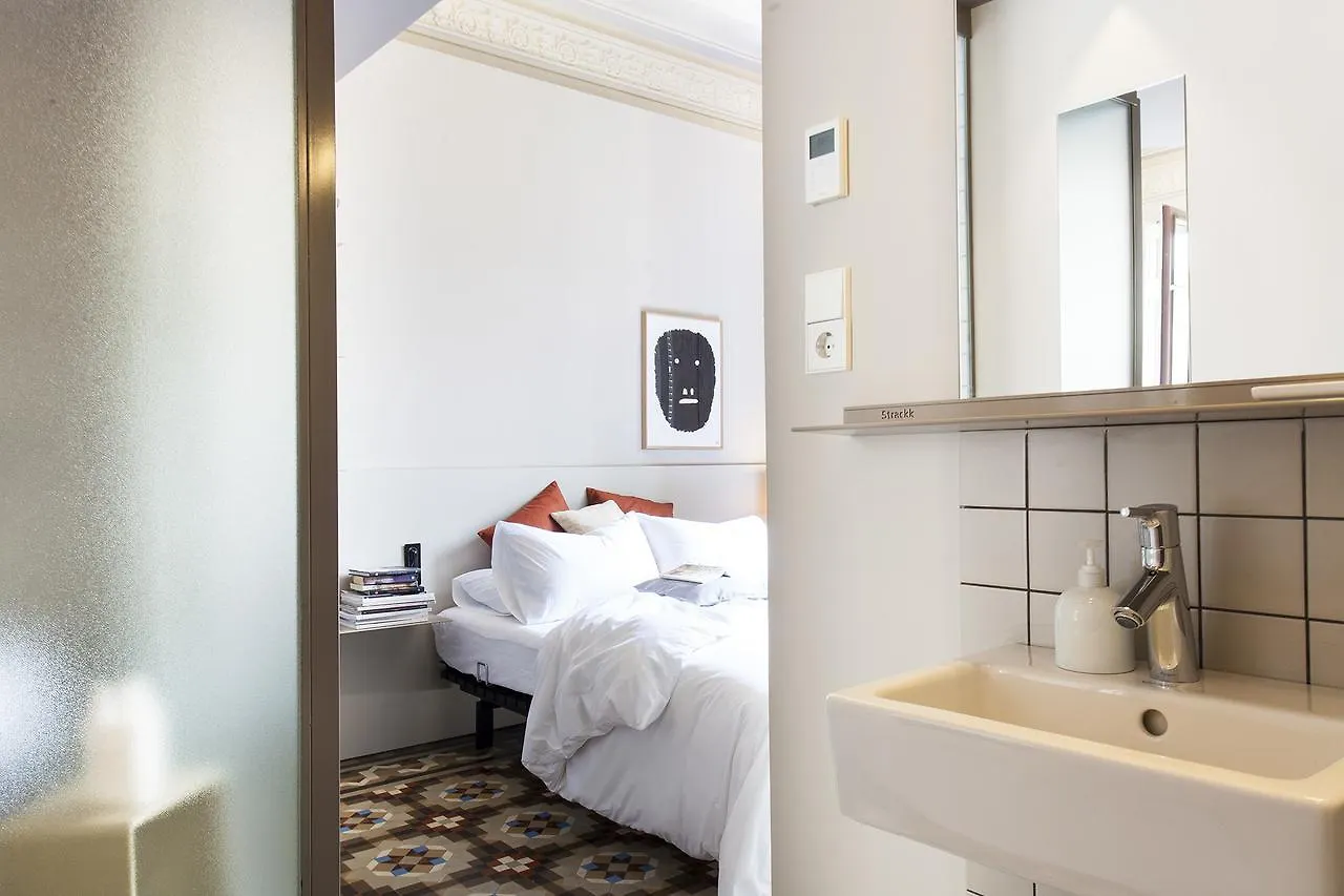Destinationbcn - Universitat Rooms Barcelona 0*,  Spanyolország