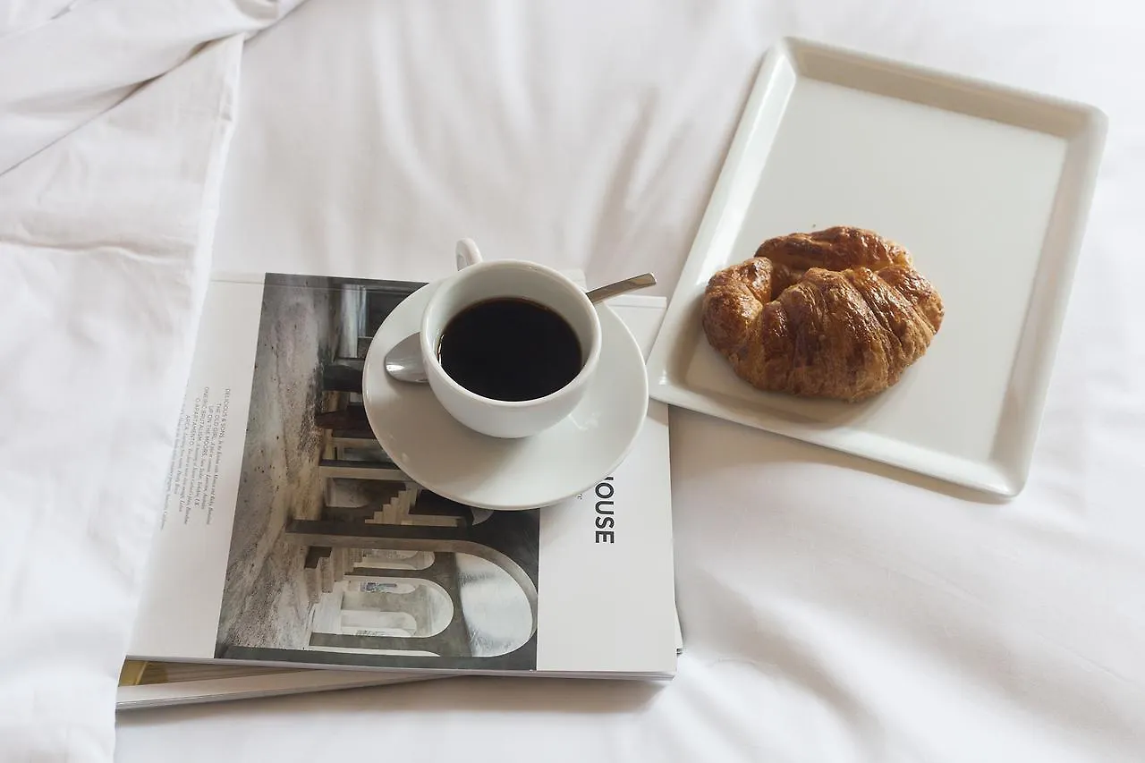 Destinationbcn - Universitat Rooms Barcelona 0*,